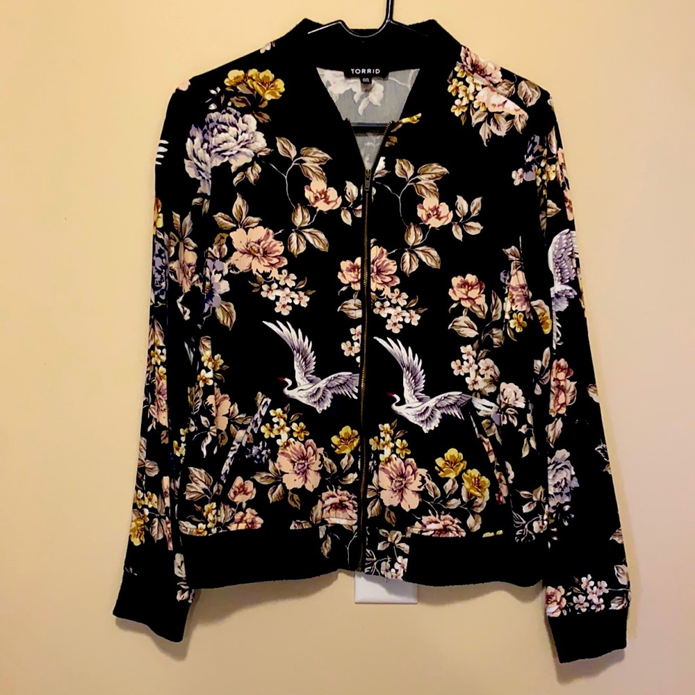 Torrid Bomber Jacket Floral @becca_goe